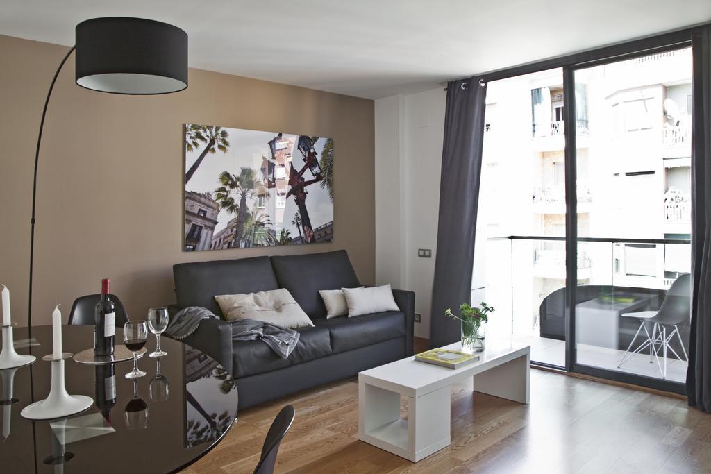 Ainb Sagrada Familia Apartments Barcelona Room photo